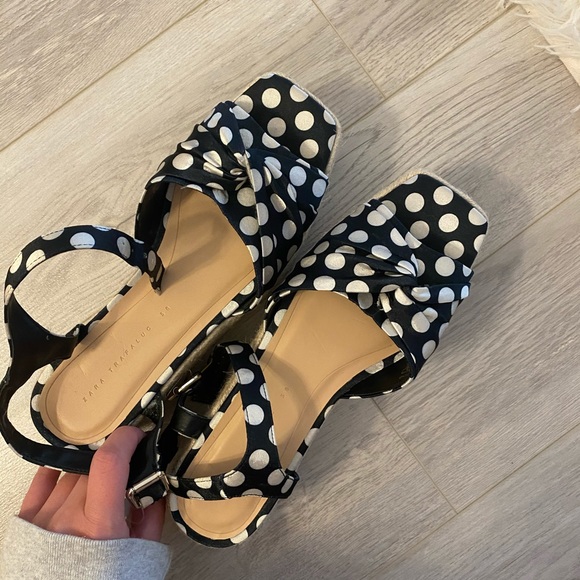 Brand new zara platforms sandals - Picture 4 of 5